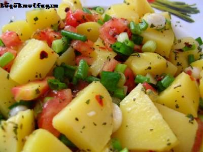 Ezme Patates Salatası, Ezme Patates Salatası Tarifi, Resimli Oktay Usta Ezme Patates Salatası Tarifi Yapılışı