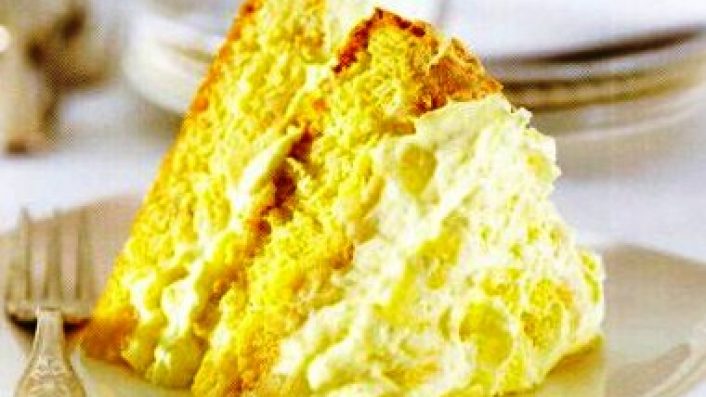 Ananaslı Beze Pastası