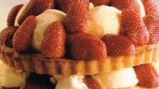 Dondurmalı Ve Çilekli Shortcake