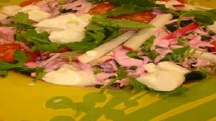 Pembe Soslu Ocak Salatası
