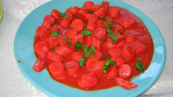 Salçalı Sosis