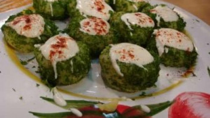 Yoğurtlu Patates Yuvası Salata