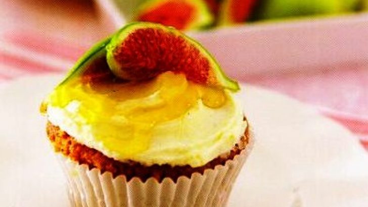 İncirli Ballı Mini Kek